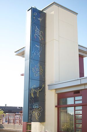 Image of public art at the Franklin Avenue Station on the METRO Blue Line. 