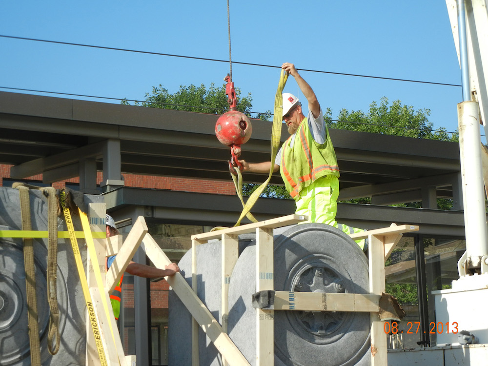 Raymond Avenue Station Art