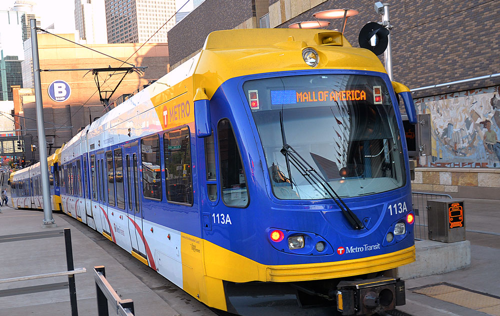 Blue line light rail departing Tartget Field Station